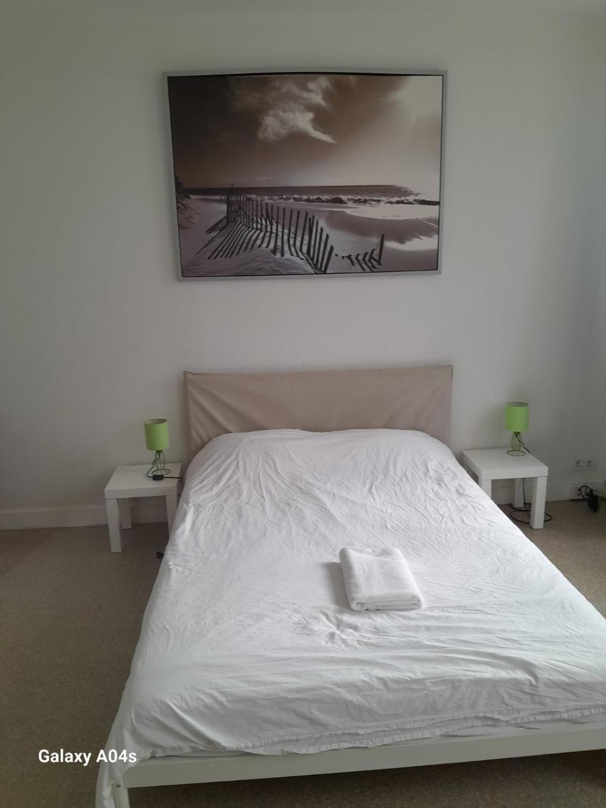 The Boulevard Apartment Sleeps 4 Bruselas Exterior foto